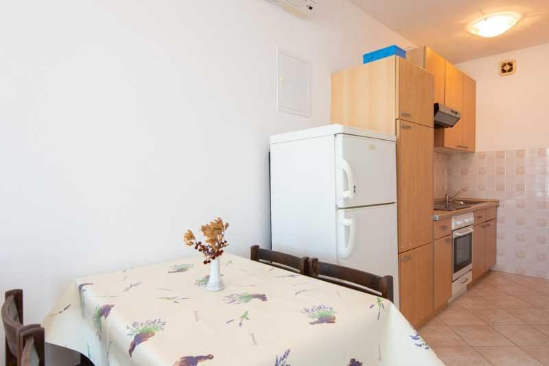 Putniković Apartmani Dubravko מראה חיצוני תמונה